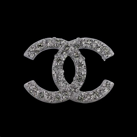 broche speld chanel|chanel brooches online.